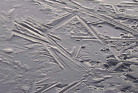 Puddles like the surface of Europa